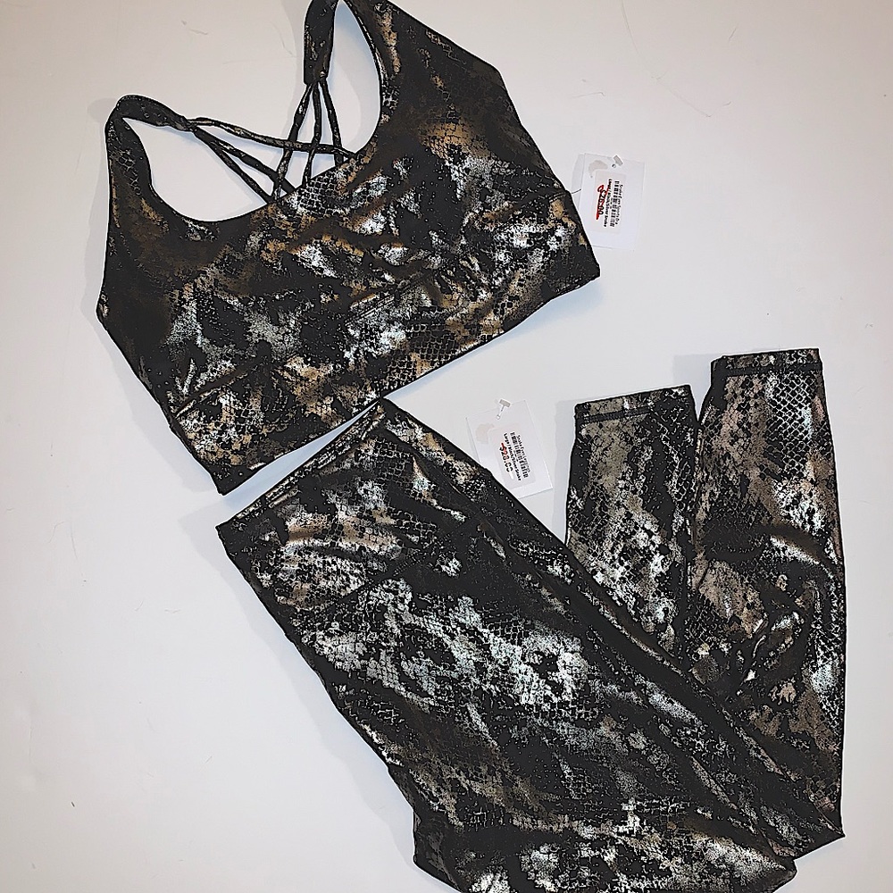 Snake Skin foil Sport Bra and Legging